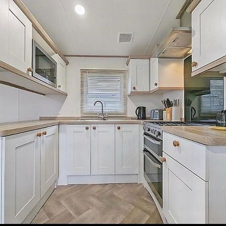 Вилла Cosy Corner Brigham  Экстерьер фото